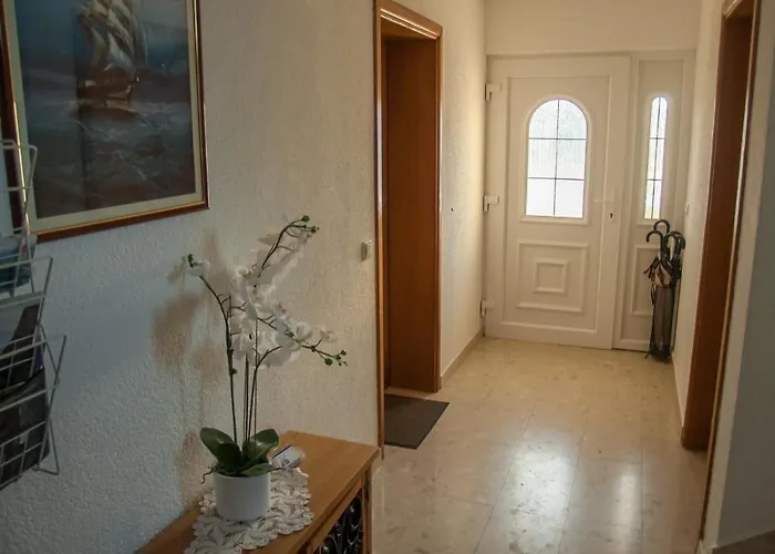 Appartamento In With Seaview, Terrace, Air Condition, Wifi