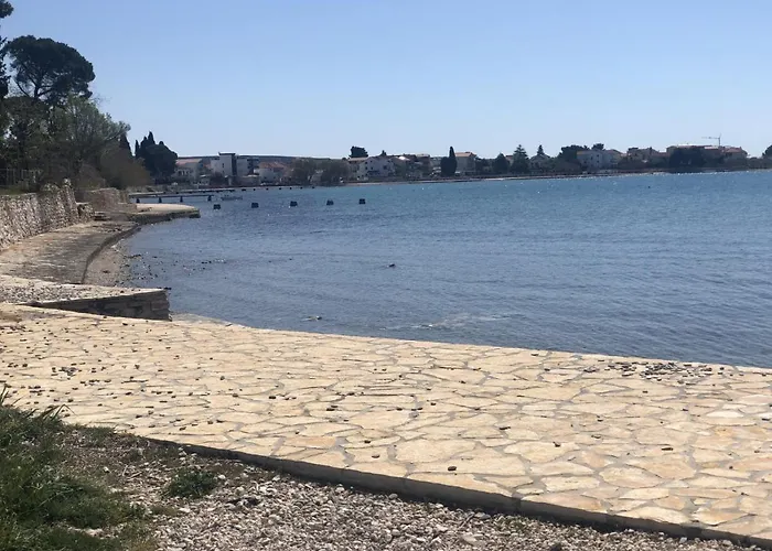 In With Seaview, Terrace, Air Condition, Wifi * Sukošan