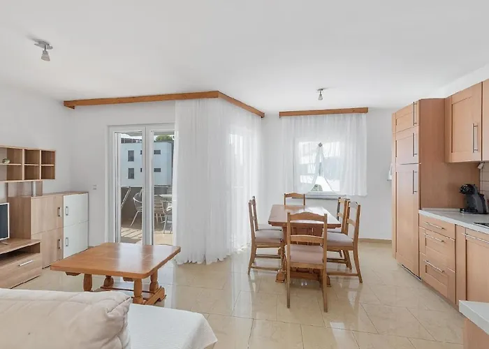 In With Seaview, Terrace, Air Condition, Wifi
